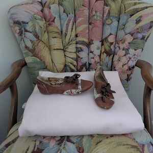 Floral Brown Kids Shoes